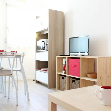 Apartment Rdc A La Rochelle Pres & Parc - 2 Pers, Parking Facile, Sejour Avec Canape Convertible - Fr-1-246-110 La Rochelle (Charente-Maritime)